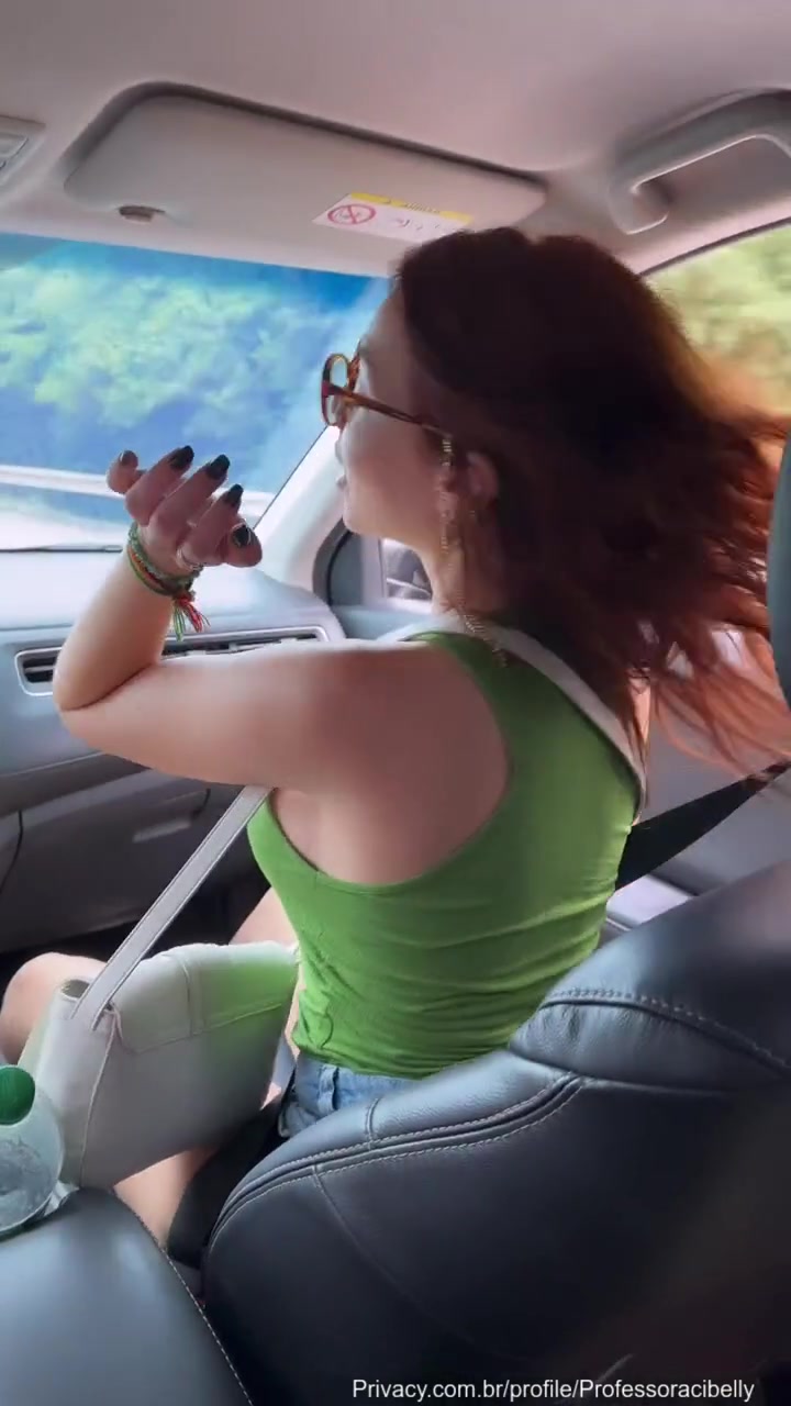 Cibelly Ferreira sexo dentro do carro